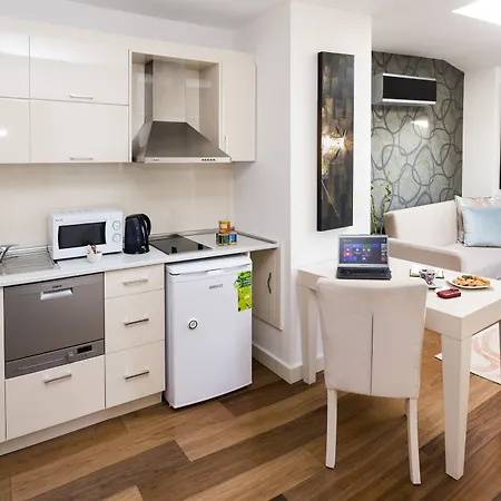 Turkuaz מלון איסטמבול